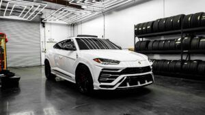 Lamborghini Urus SE 2025