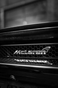 McLaren W1